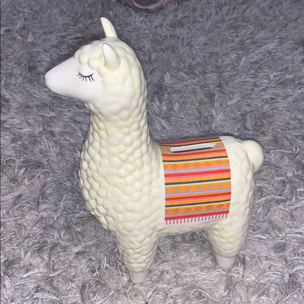 Llama Bank